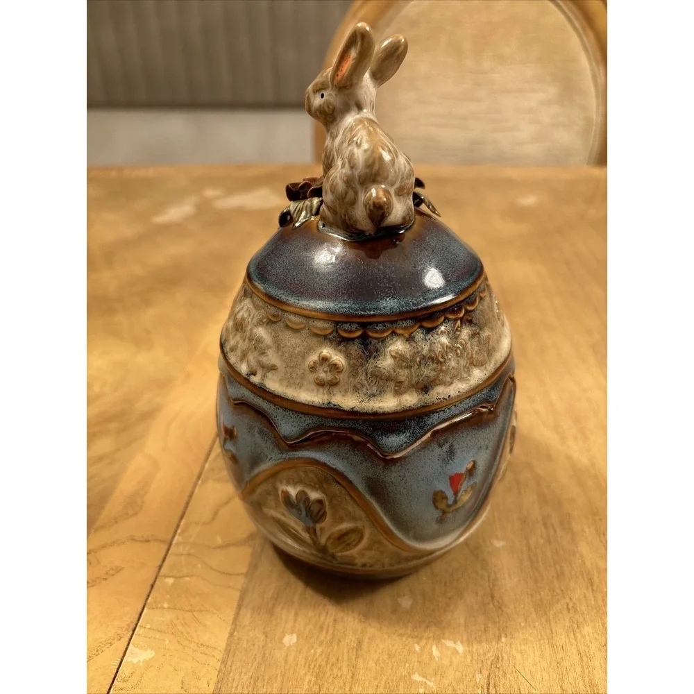 Beautiful EASTER Egg Bowl Candy Dish Rare Vintage THE SPRING BUNNY ROSES MINT